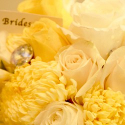 Summer Bride wedding Bouquet | Yellow and White