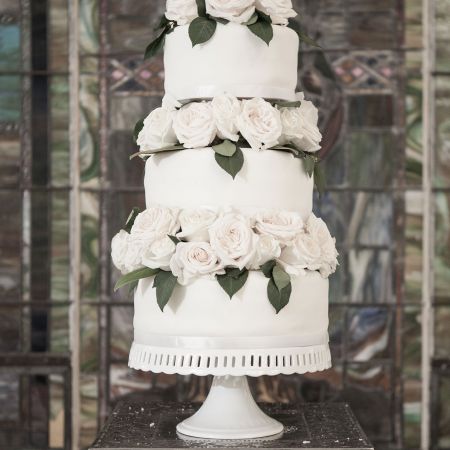 White Wedding Cake | Three-Teired Wedding Cake with White Roses