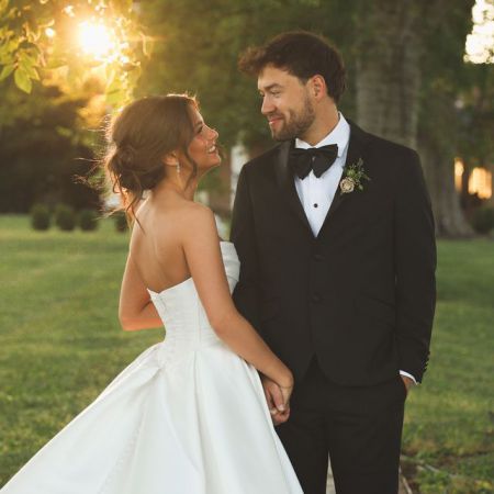 Summer-Wedding-Bridal-Bun-Hairstyle-Updo-Bun