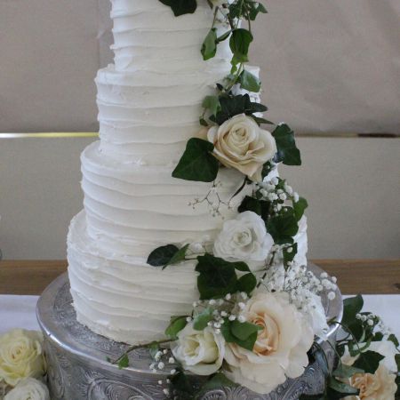 Fickel-Weight Wedding Rose Garland Wedding Cake